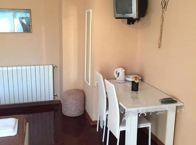 16576b Апартаменты *